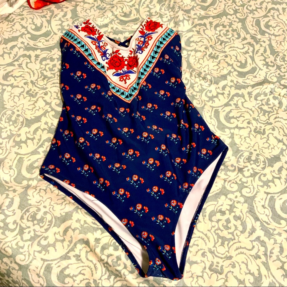 CUPSHE Size M